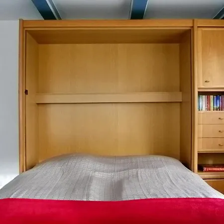 Manuela Eg, Halligweg *